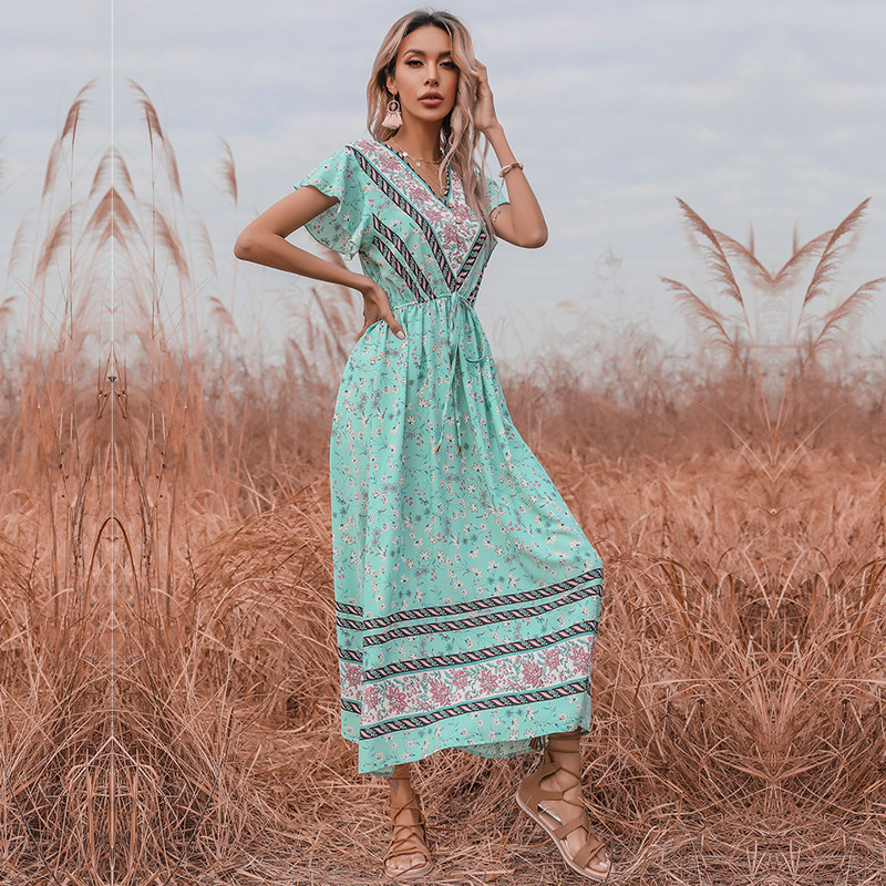 Women's V-Neck Floral Dress With Lace