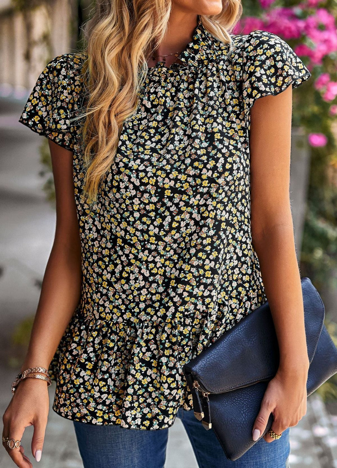 Ditsy Floral Ruffle Sleeve Gathering Blouse