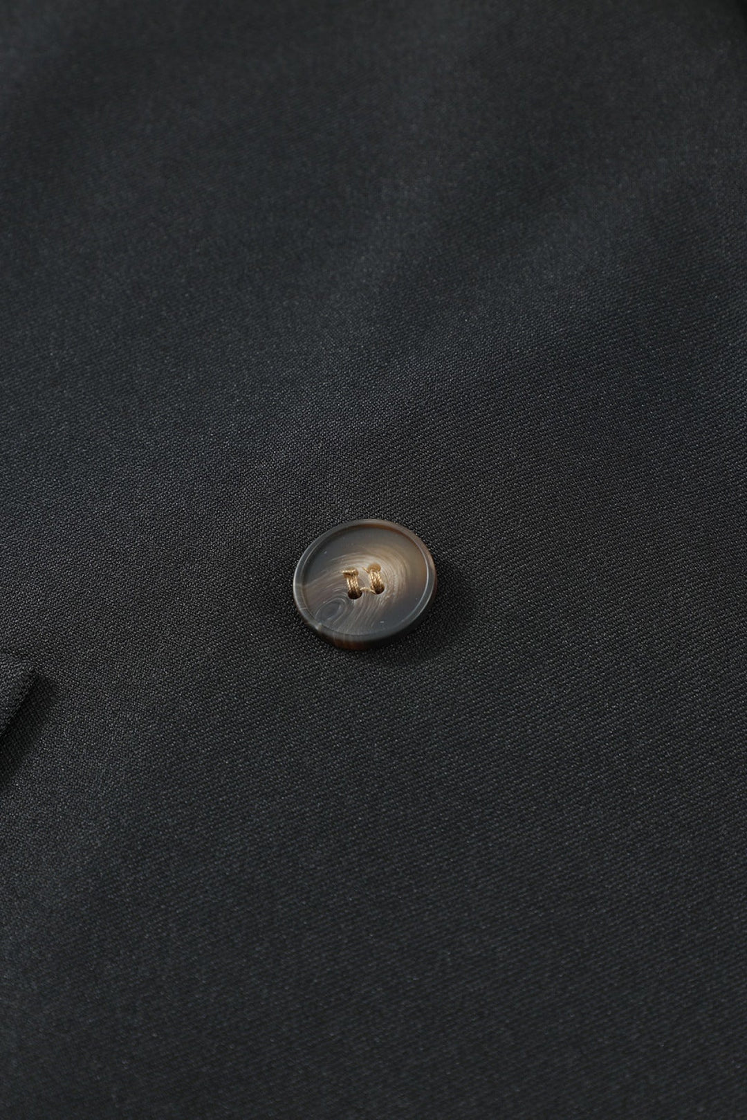 Buttoned Lapel Collar Blazer