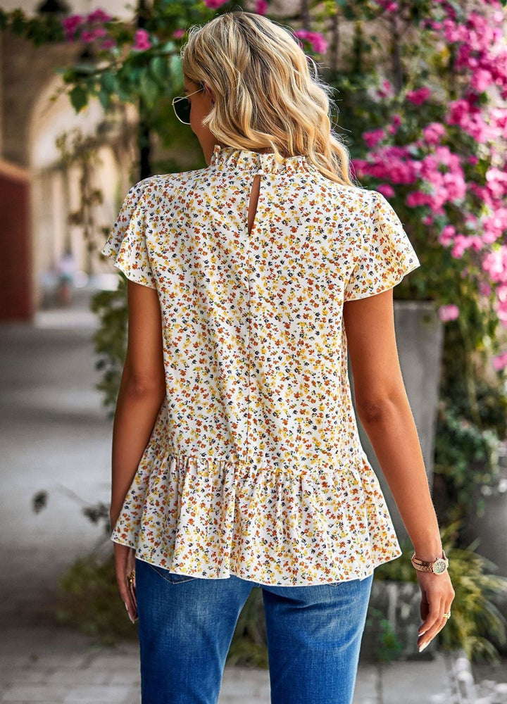 Ditsy Floral Ruffle Sleeve Gathering Blouse