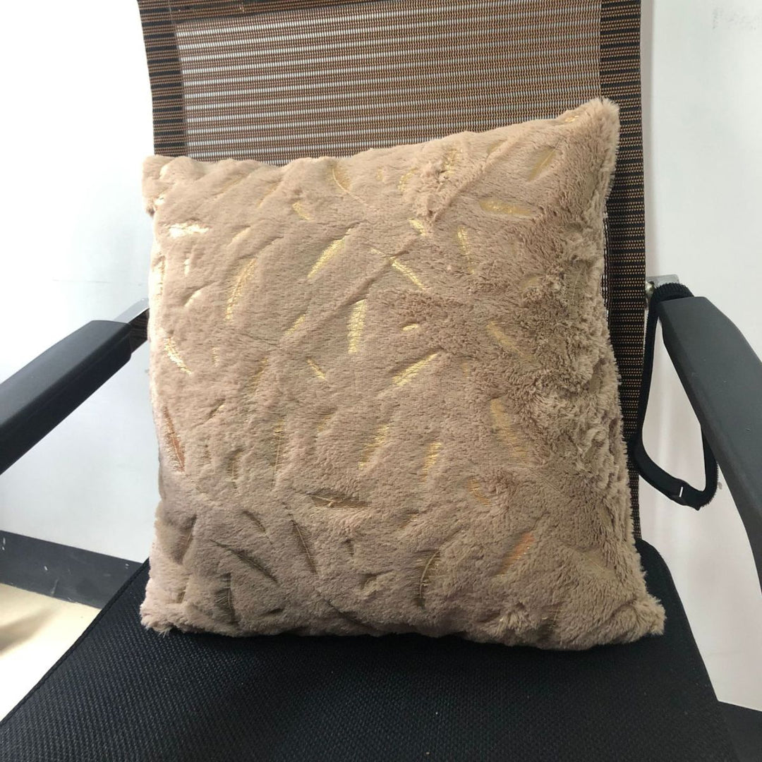 Double Sided Feather Gold Stamping Plush Pillowcases Without Filler