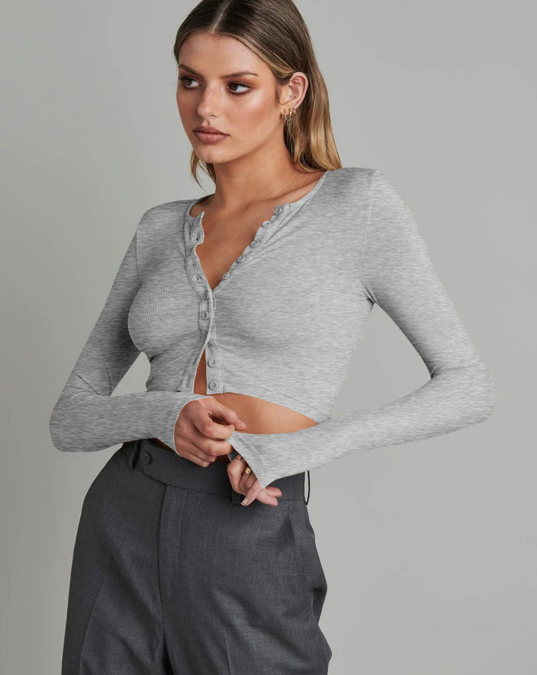 Single-Breasted V-Neck Solid Crop Top