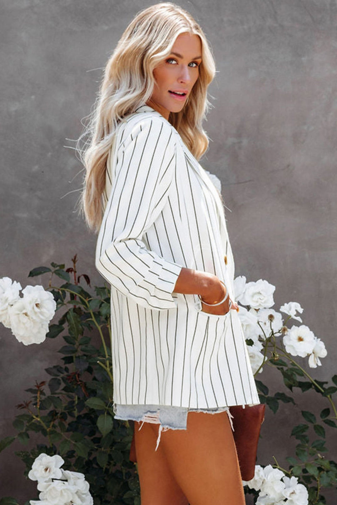 White Double-Breasted Striped Blazer with Pocket