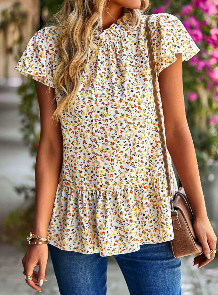 Ditsy Floral Ruffle Sleeve Gathering Blouse