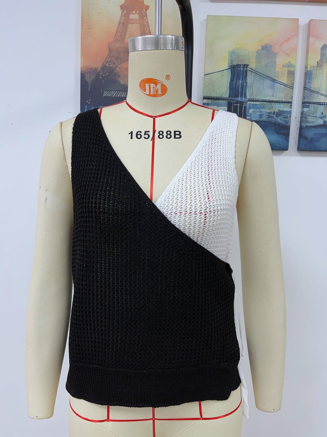 V-Neck Patchwork Knot Fold Sleeveless Top