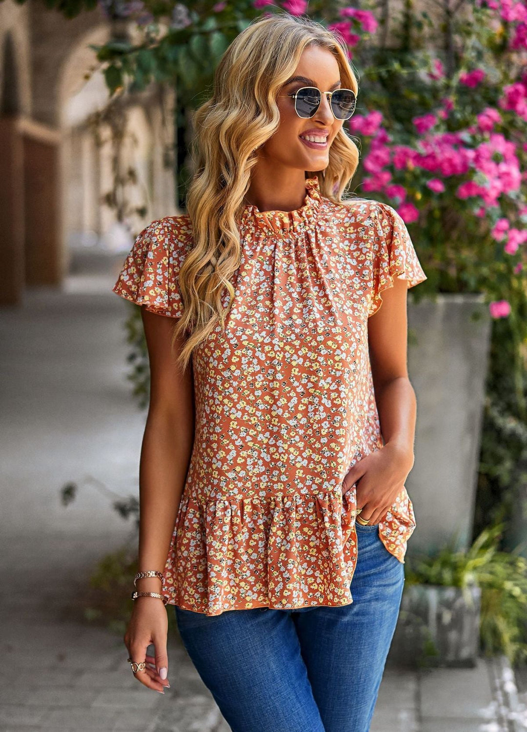 Ditsy Floral Ruffle Sleeve Gathering Blouse
