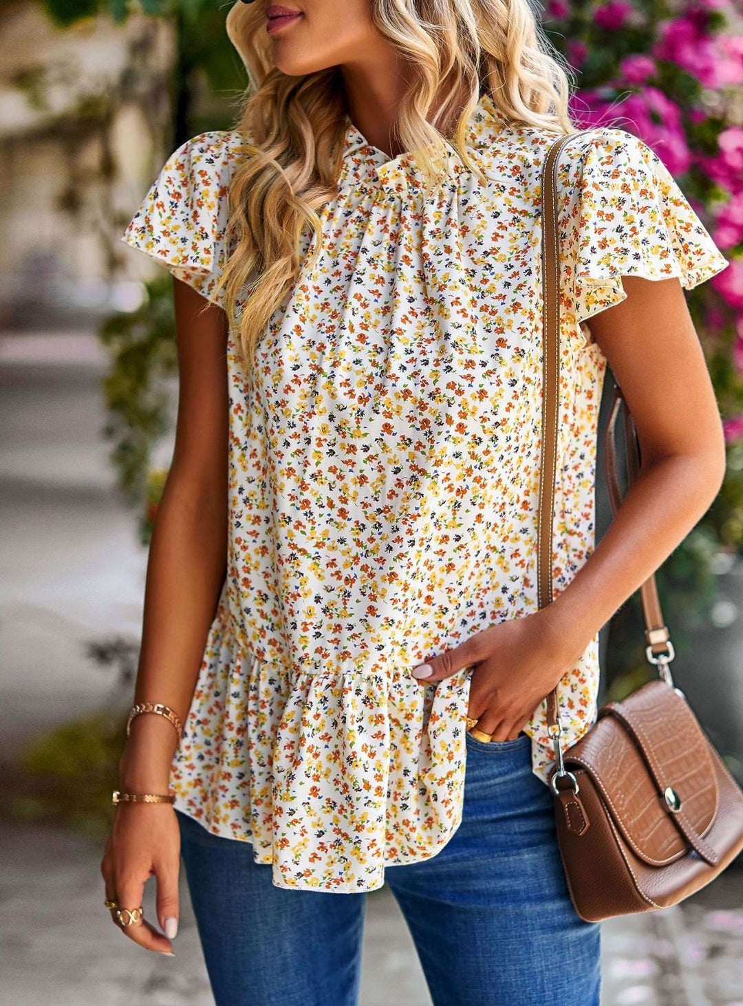 Ditsy Floral Ruffle Sleeve Gathering Blouse